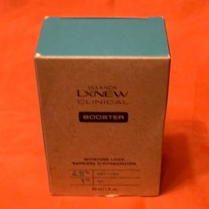 Avon LXNEW clinical booster - moisture lock